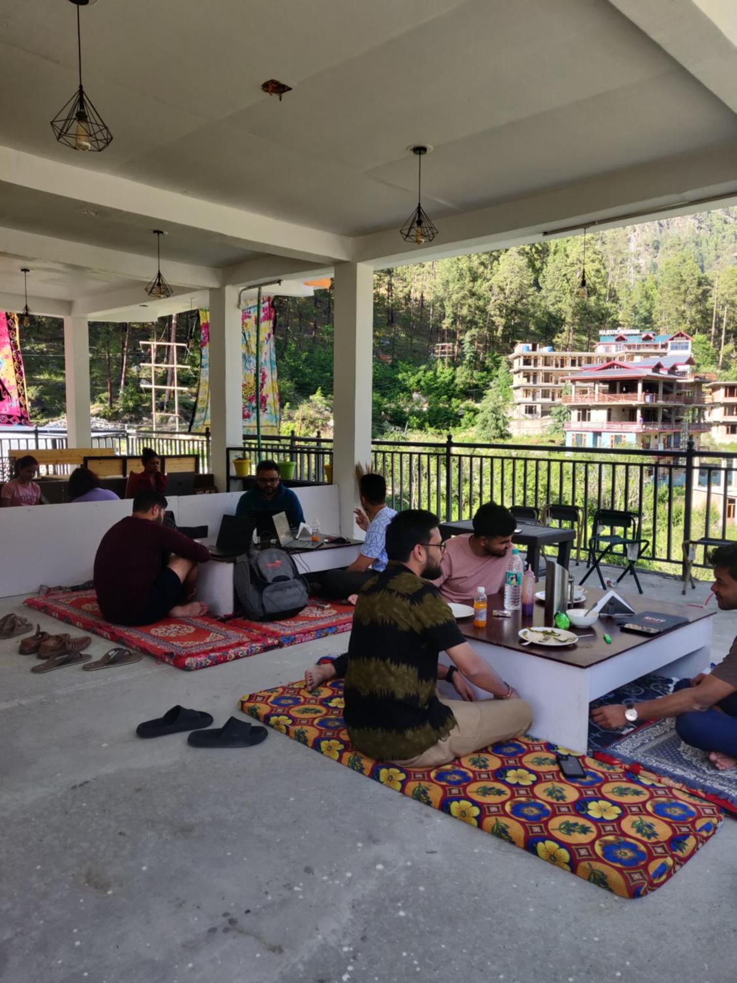Himtrek Stays, Kasol Exteriör bild
