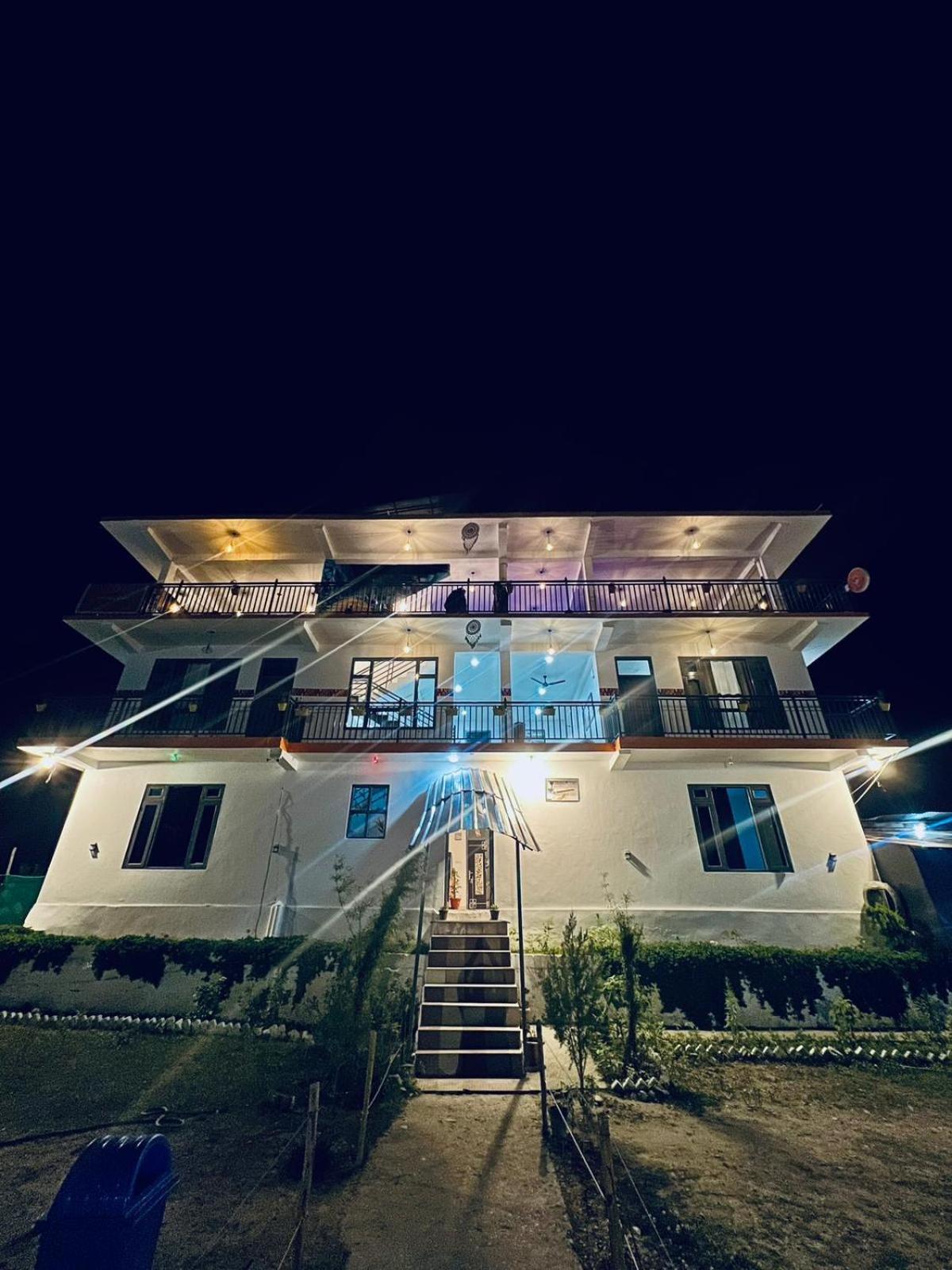 Himtrek Stays, Kasol Exteriör bild