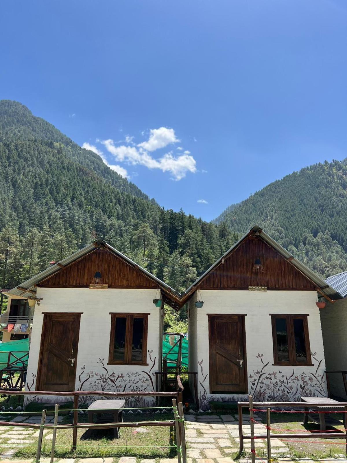 Himtrek Stays, Kasol Exteriör bild
